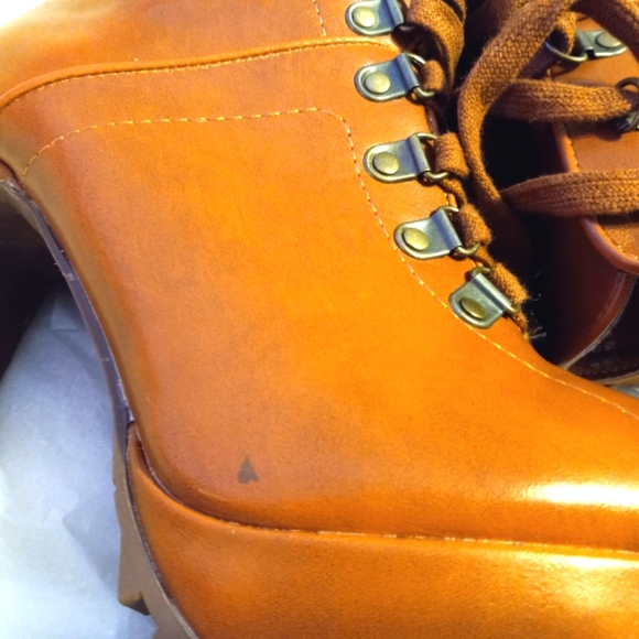 Camel Bootie - Picture 5 of 6